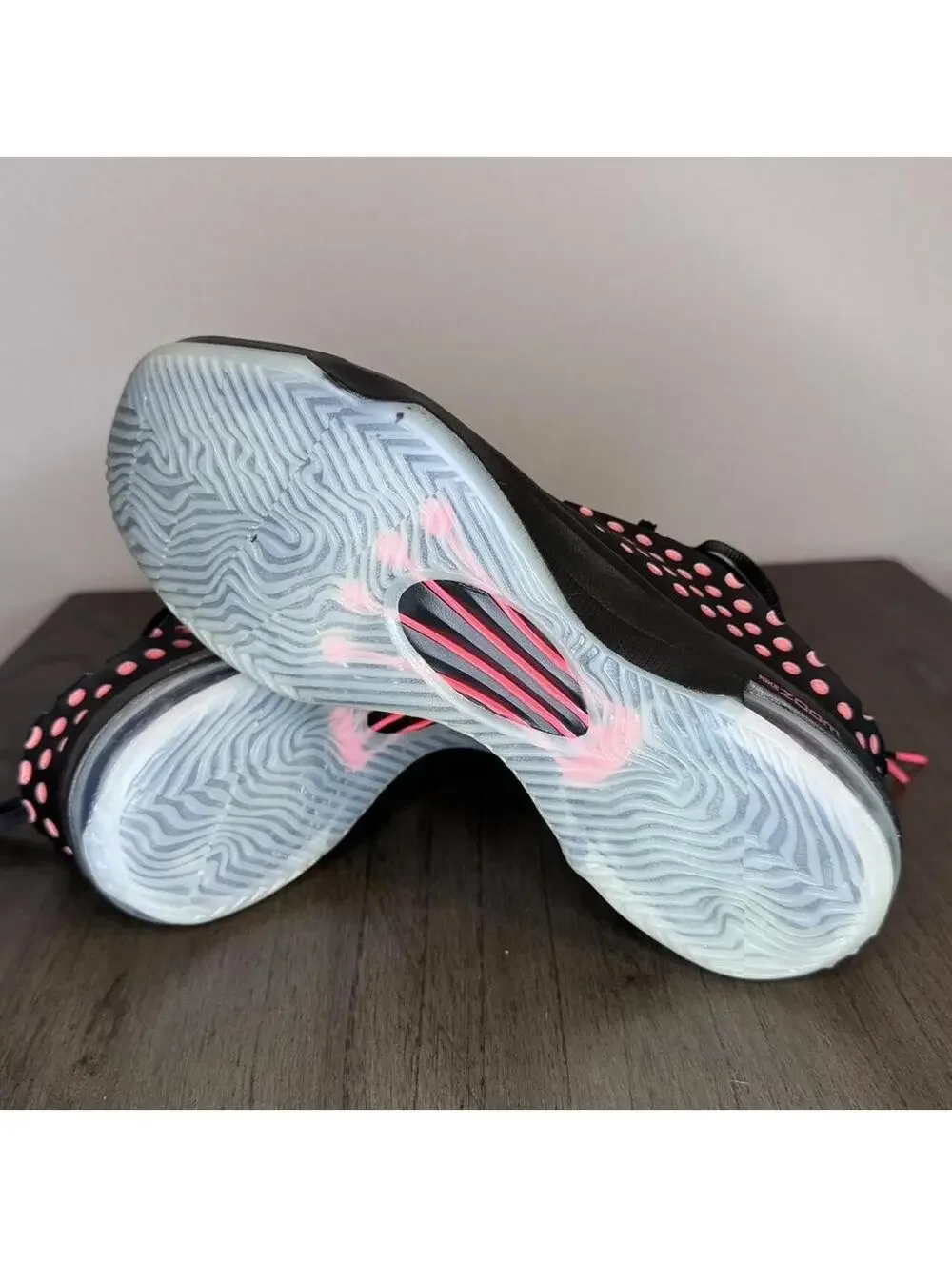 Nike these zoom